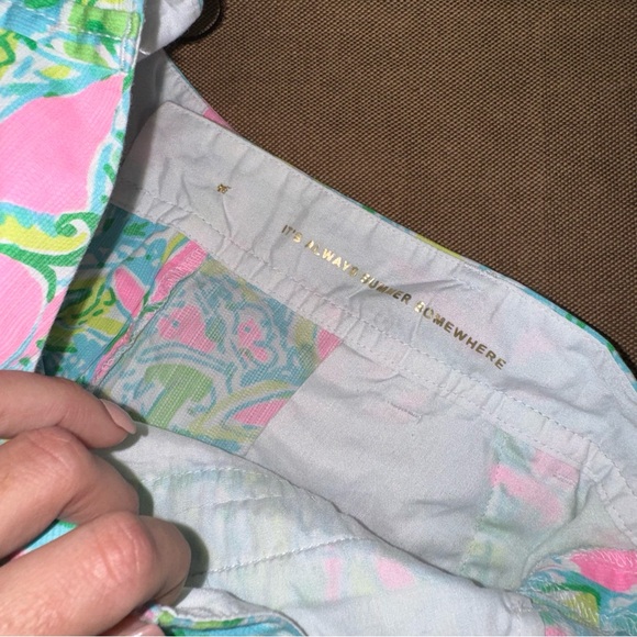 Lilly Pulitzer The Callahan Short Cotton Floral Green Pink Size 4 - Picture 9 of 13